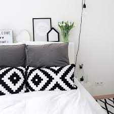 Schau dir unsere auswahl an schlafzimmer deko ideen an, um die tollsten einzigartigen oder spezialgefertigten, handgemachten stücke aus unseren shops zu finden. Schlafzimmer Deko 5 Ideen Fur Ihre Ruhezone Connox