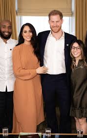 Meghan Markle Wears Preen By Thornton Bregazzi Glenda Dress For Youth Leaders Meeting In 2020 Meghan Markle Style Fashion Preen By Thornton Bregazzi