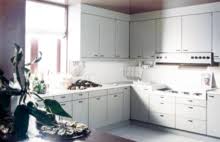 The bulthaup b2 kitchen workshop is aptly named to reflect the aesthetic that each of its components were built to mirror. Bulthaup Wikipedia