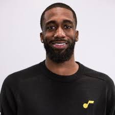 Adam Hooks (@AMHooks1)