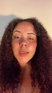 Elise Simmons (@eliseanya)