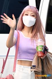Pin De Rachel Em Minnie Em 2020 Soyeon 23 De Outubro K Idols
