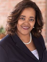 Leslie Scales's Instagram, Twitter & Facebook