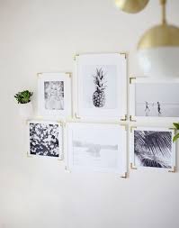 Bilderwand gestalten & poster aufhängen. 6 Methoden Fur Bilder Aufhangen Ohne Bohren Bilder Aufhangen Bilderrahmen Aufhangen Wandgestaltung