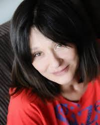 Helen Schade's Instagram, Twitter & Facebook