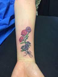 September Flowers Aster And Forget Me Nots Flower Tattoo Hand Aster Flower Tattoos Aster Tattoo