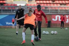 Finland national team players, stats, schedule and scores. Finland S Football Association Offers Free Sports Hijabs To Boost Diversity World Dawn Com