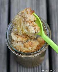 Un Delicieux Crumble A La Rhubarbe Parfume A La Vanille Acidule Qui Regalera Grands Et Petits Vous Allez Vous Crumble Rhubarbe Recettes De Cuisine Rhubarbe