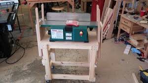 Benchtop Jointer Stand With Folding Extension Wings Diy Garage Plans Workbench Plans Diy Workshop Organization