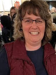 Libby Pearson's Instagram, Twitter & Facebook