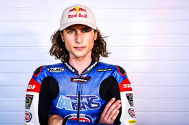 Ich bin überglücklich, trotzdem werde ich der motogp weiterhin erhalten bleiben. Motogp Inside Pass S2021 E4 Racing With Joe Roberts