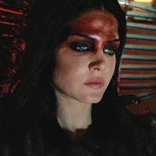 È nota principalmente per il ruolo di octavia blake nella serie post apocalittica e fantastica the 100. Octavia Blake