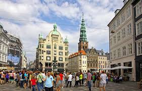 București prin otopeni, intrarea nehoiu. Copenhaga Oslo Stockholm Trio City Break City Break Interra Travel