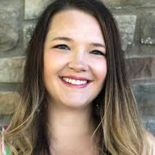 Alli Mcfarlane's Instagram, Twitter & Facebook