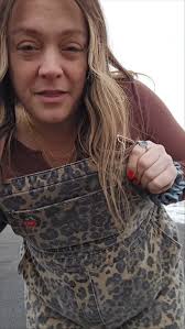 I need these overalls in every color 😍 Glasses: @eyebuydirect Necklace:  @desertrosesilversmith Sweater: @jcpenney Horseshoe overalls: @gap Shoes:  @nike