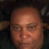 Diane Fogg's Instagram, Twitter & Facebook