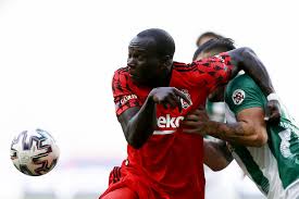 İttifak holding konyaspor ile beşiktaş, süper lig'in 12. Konyaspor Besiktas Macinin Yazar Yorumlari Futbol Haberleri