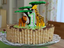 S., seguita da 126 persone su pinterest. Wild And One Die Wilde Dschungel Torte Zum Ersten Geburtstag Ich Mit Kind