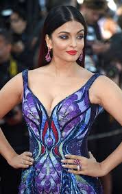 Aishwarya Rai At Girls Of The Sun Premiere At Cannes Film Festival 05 12 2018 Celebs Of W Bollywood Girls Bollywood Actress Hot Photos Bollywood Celebrities