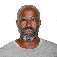 Elizabeth Saavedra's Instagram, Twitter & Facebook