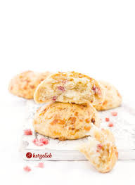 Das schnelle fingerfood verwöhnt deine gäste und familie als vorspeise oder auf dem buffet. Fingerfood Rezepte Von Herzelieb Schnell Und Einfach Selber Machen