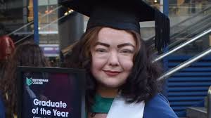 Nottingham student battles illness that is a 'ticking time bomb' to  graduate with art and design degree