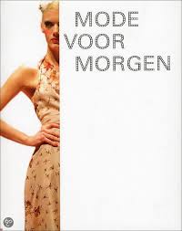 Boektip Mode Voor Morgen Duurzame Kleding In Nederland Door Lynsey Dubbeld Mode Zelf Kleding Maken Kleding Maken