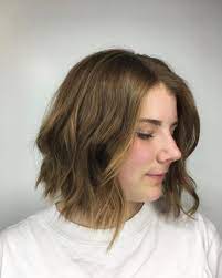 12 Razor Cut Hair Ideas You Can Probably Pull Off