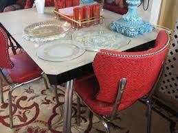 1950s Formica And Chrome Tables Gaining In Populalrity And Value Retro Kitchen Tables Dinette Chairs