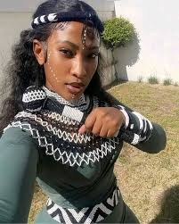 Embrace some melanin from Ebony 🤎🤍 Follow Black History