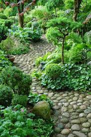 Garden pathway, walkways, mulch paths, gravel paths, paved pathways and brick paths. Pin On Wege Im Cottage Garten