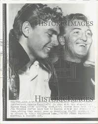 1956 Press Photo Hamilton Tiger-Cat Quarterback Ronnie Knox & Stepfather