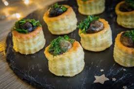Mini Vol Au Vent D Escargots A La Bourguignonne Vol Au Vent Escargot A La Bourguignonne Recette Escargot