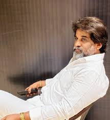 In yet, another shocking and heartbreaking piece of news, popular actor and anchor t narasimha rao, popularly known as tnr passed away today due to nani wrote, shocked to hear that tnr gaaru passed away. O6g2xqqmeielm