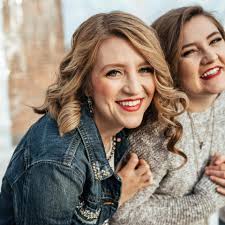 What day would be a fun day each week to do a 20-30 min live to highlight  new product, answer questions and have sparkle fun? I'm thinking evening…