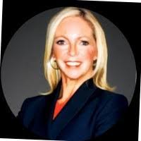 Holly Batson's Instagram, Twitter & Facebook