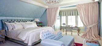 نكهة في الخارج الذهاب لمشاهدة معالم المدينة ستائر متناسقه مع حوائط لون سماوي Cabuildingbridges Org