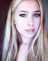 Daisy Daniels's Instagram, Twitter & Facebook