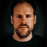 2600+ "(linz)" profiles