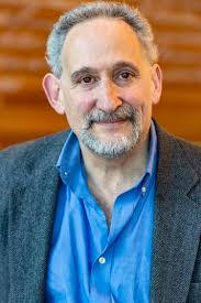 Robert Utter's Instagram, Twitter & Facebook