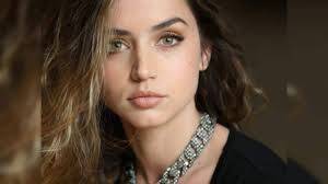 Blade Runner 2049 actress Ana de Armas cast in Kevin Pollak's noir  thriller, Waiting for Helen