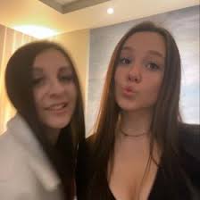 camille andrzejewski (camille_857)