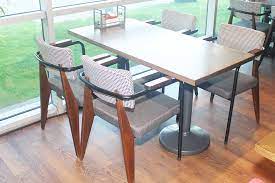 Cafe masa ve sandalye üretimini yapmakta olan bir atolyeyiz. Cafe Dekorasyonunda Masa Sandalye Secimi Ce Ka Sandalye