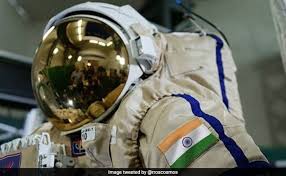 4 indian astronauts resume training in