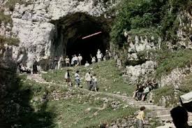 Hasil gambar untuk foto Movile Cave, Romania