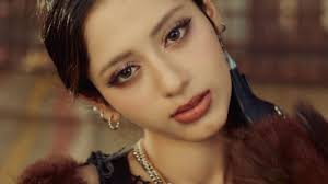 X:IN(엑신) ‘Attention seeker’, Director & Producer: Alexey Figurov, Producer:  Nataliya Padilla, Editing: Anna Figurova, Line Producer: Akzhol Zhumagulov,  DP: Cizko Xavier, Steadicam: Greg Ocuna, KG: ...