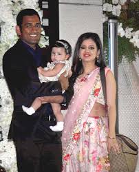 Happy Married Anniversary Dhoni And Sakshi Mahendra Singh Dhoni A Name That Will Always Be Taken With Pr Bollywood Girls Dhoni Wallpapers Ms Dhoni Wallpapers