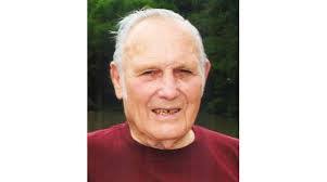 Bob Loring's Instagram, Twitter & Facebook