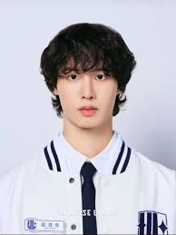 Meet Jason Rodelo- S Rank Originally from: Los Angeles, California One word  that best describes his dance style: Character 🎭 Interesting fact about  him: “I think my biggest disadvantage in the workplace