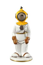 Robj Le Scaphandrier Rare Lampe Veilleuse En Porcelaine Blanche Emaillee Jaune Marron Et Noir Signee Et Situee Rob Lampe Veilleuse Veilleuse Scaphandrier